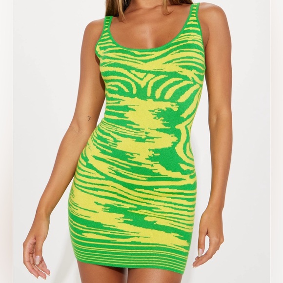 NWTS Fashion Nova Untamed Sweater Mini Dress - Green/combo Size XS - Picture 1 of 4